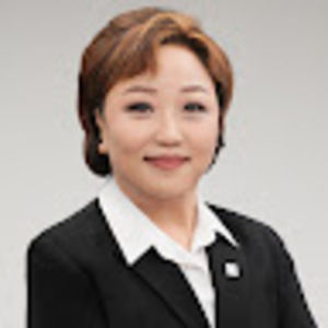 Meet your Posher, Martha sun hwi